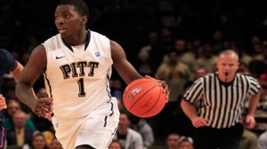 Pittsburgh is a 10.5 point favorite at home against Notre Dame in  a key Big East battle. 