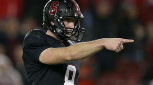 Stanford is a heavy favorite against Washington in Pac 12 action. 