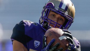 Washington looks to remain undefeated as the host USC Saturday. 